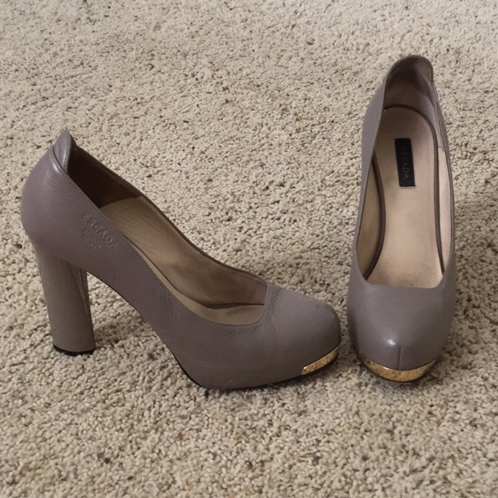 Tan/light grey Escada Heels